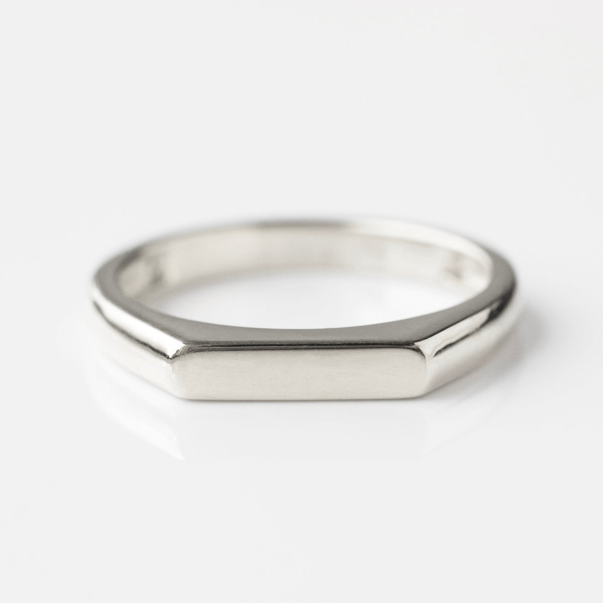 Engravable Vintage Signet Ring Main image