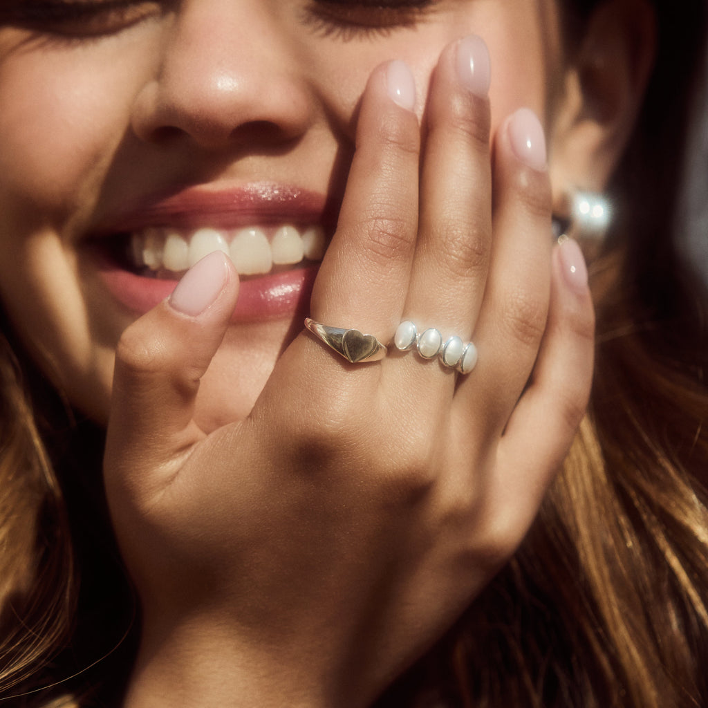 Etta Heart Engravable Signet Ring