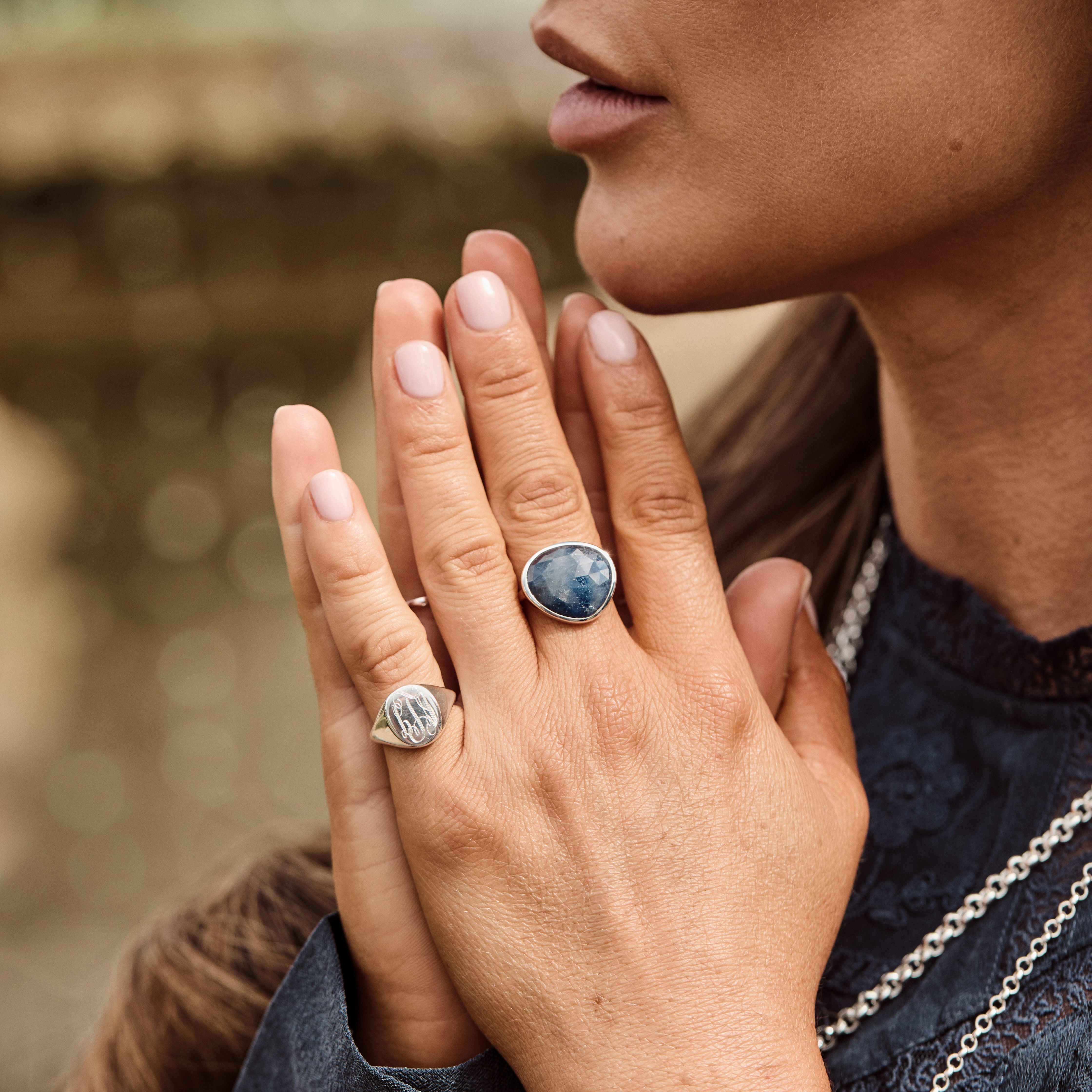 Louise Thompson Chapters Heirloom Signet Ring Secondary image