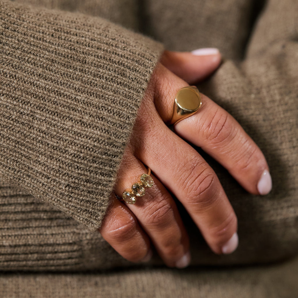 Louise Thompson Chapters Heirloom Signet Ring