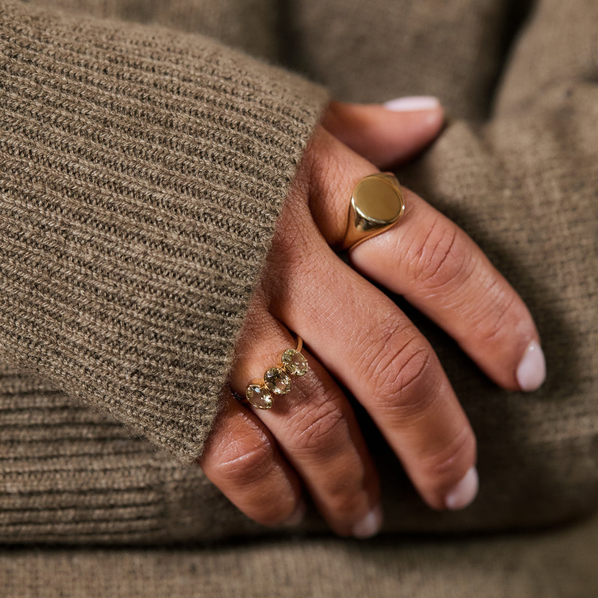 Louise Thompson Chapters Heirloom Signet Ring