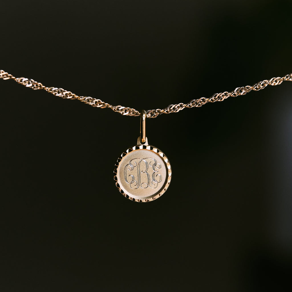 Heirloom Aurora Monogram Diamond Cut Coin