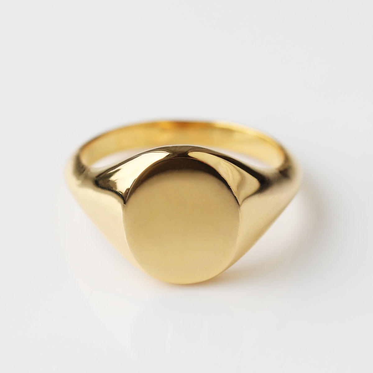 Louise Thompson Chapters Heirloom Signet Ring