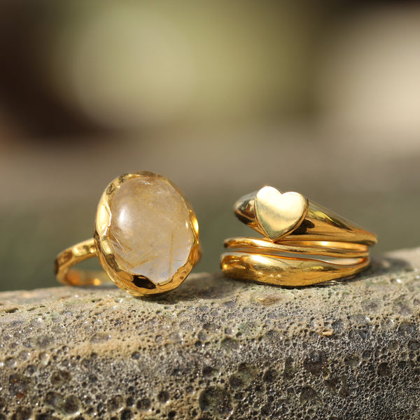 Etta Heart Engravable Signet Ring