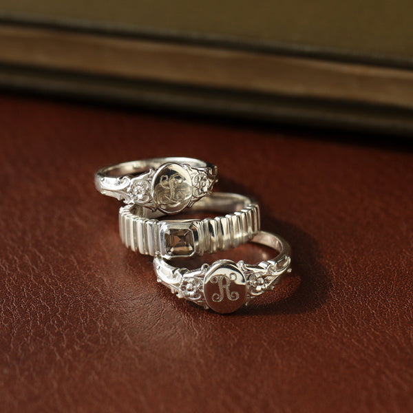 Louise Thompson Chapters Vintage Signet Ring